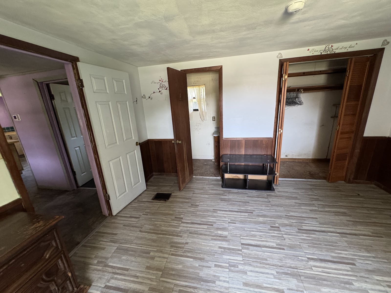 711 Montreville Ave — Photo 14