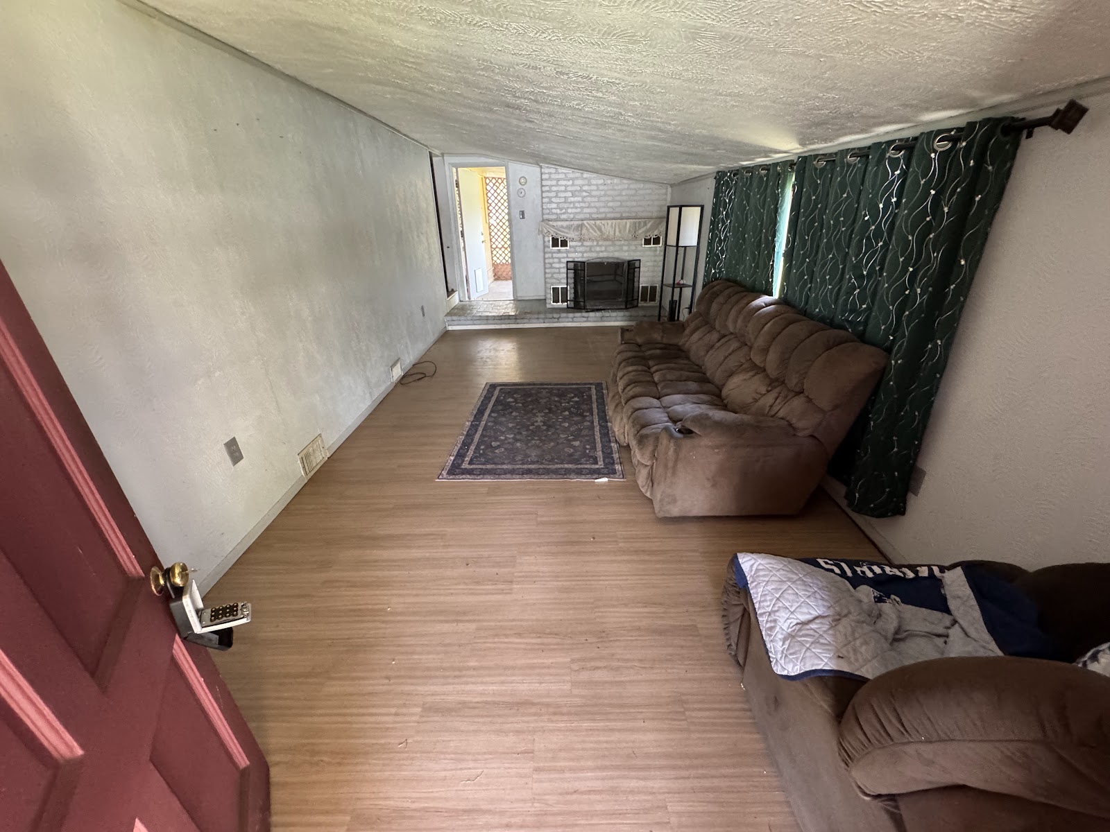 711 Montreville Ave — Photo 12