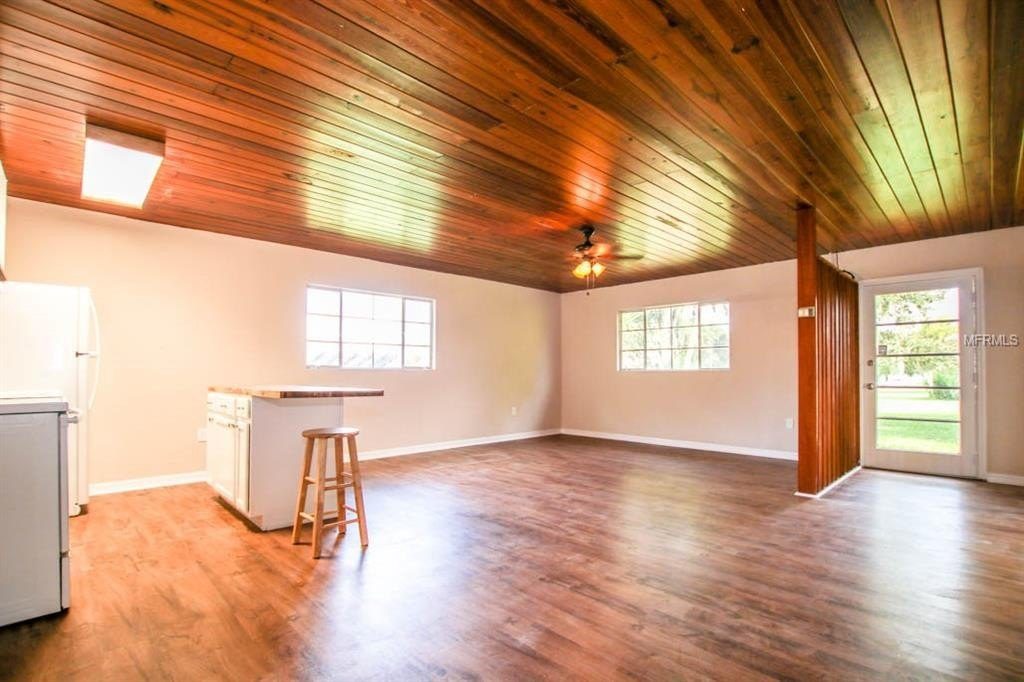 243 N Wales Dr — Photo 5
