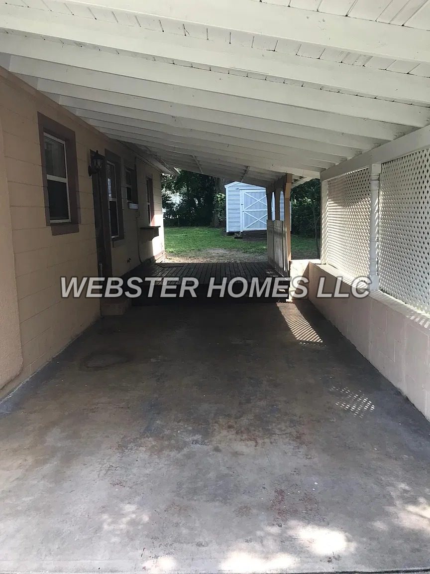 1017 E Howry Ave — Photo 10