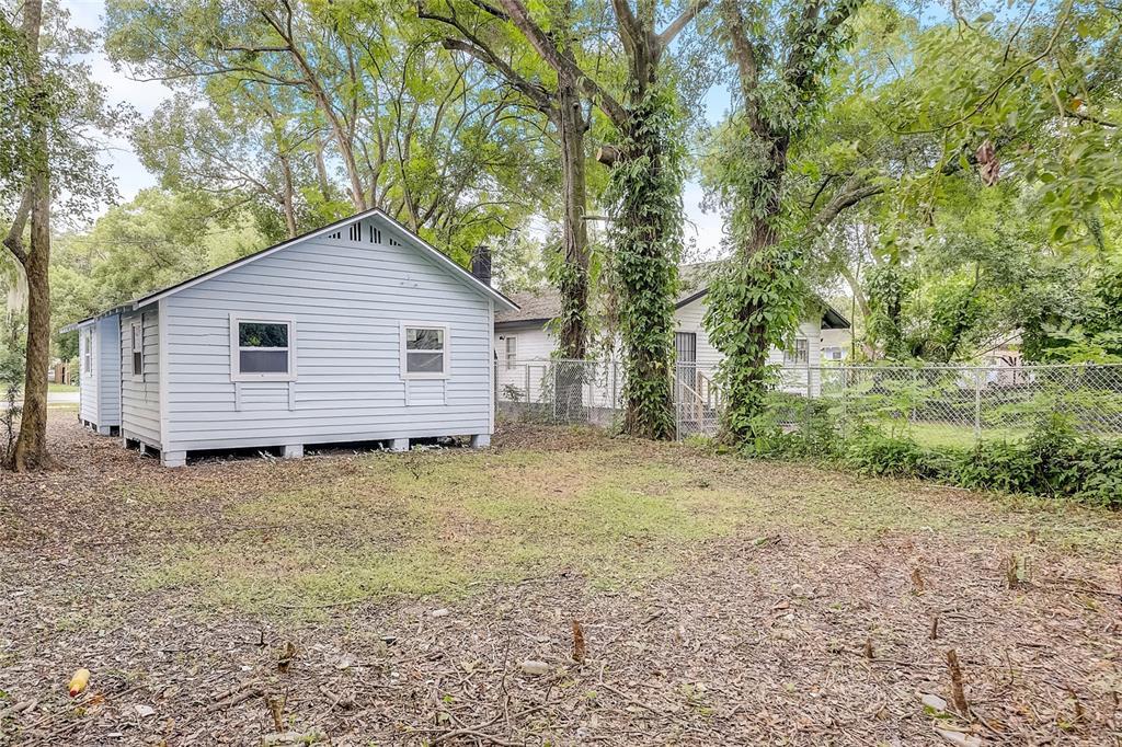 607 Raleigh St — Photo 27