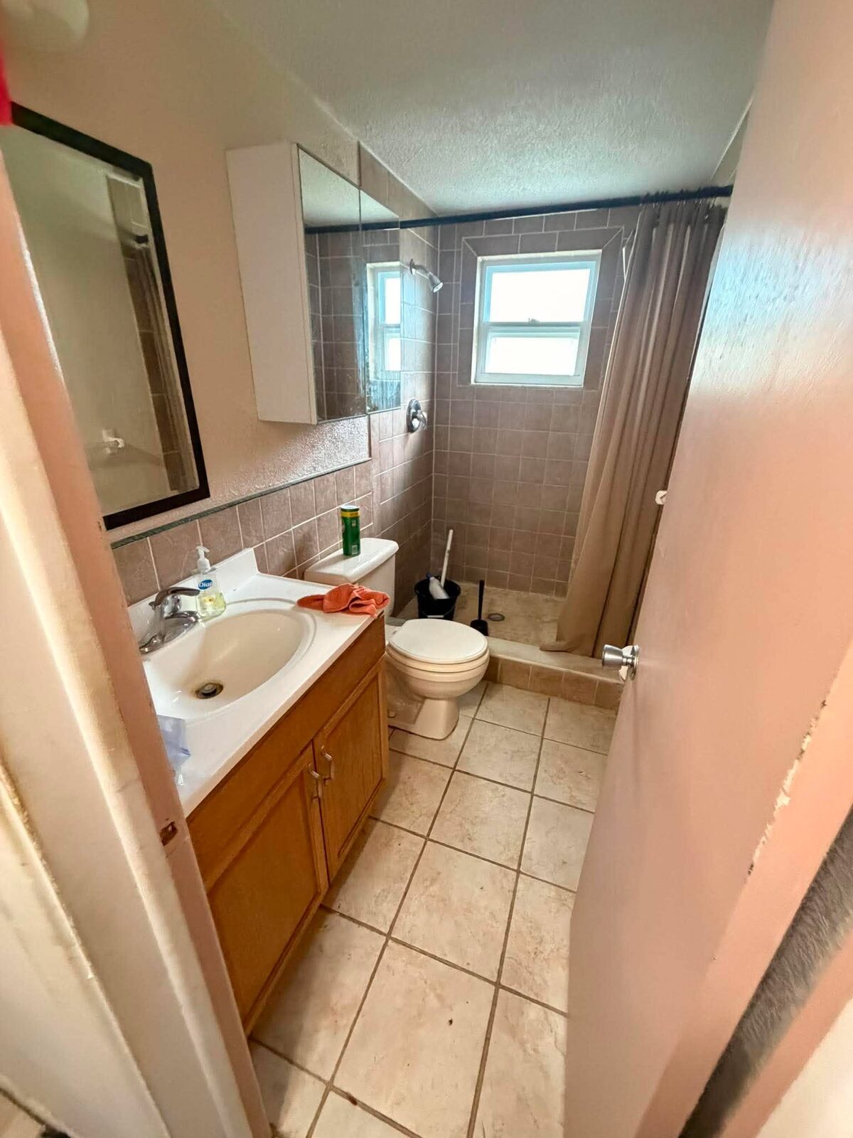 9704 Lakeside Lane — Photo 5