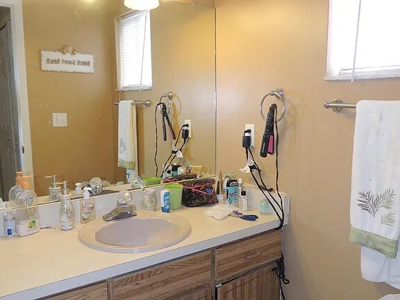 2943 Foxcroft Ln — Photo 8
