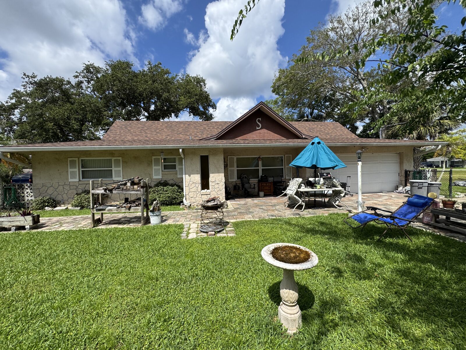 321 Monroe Pl — Photo 8