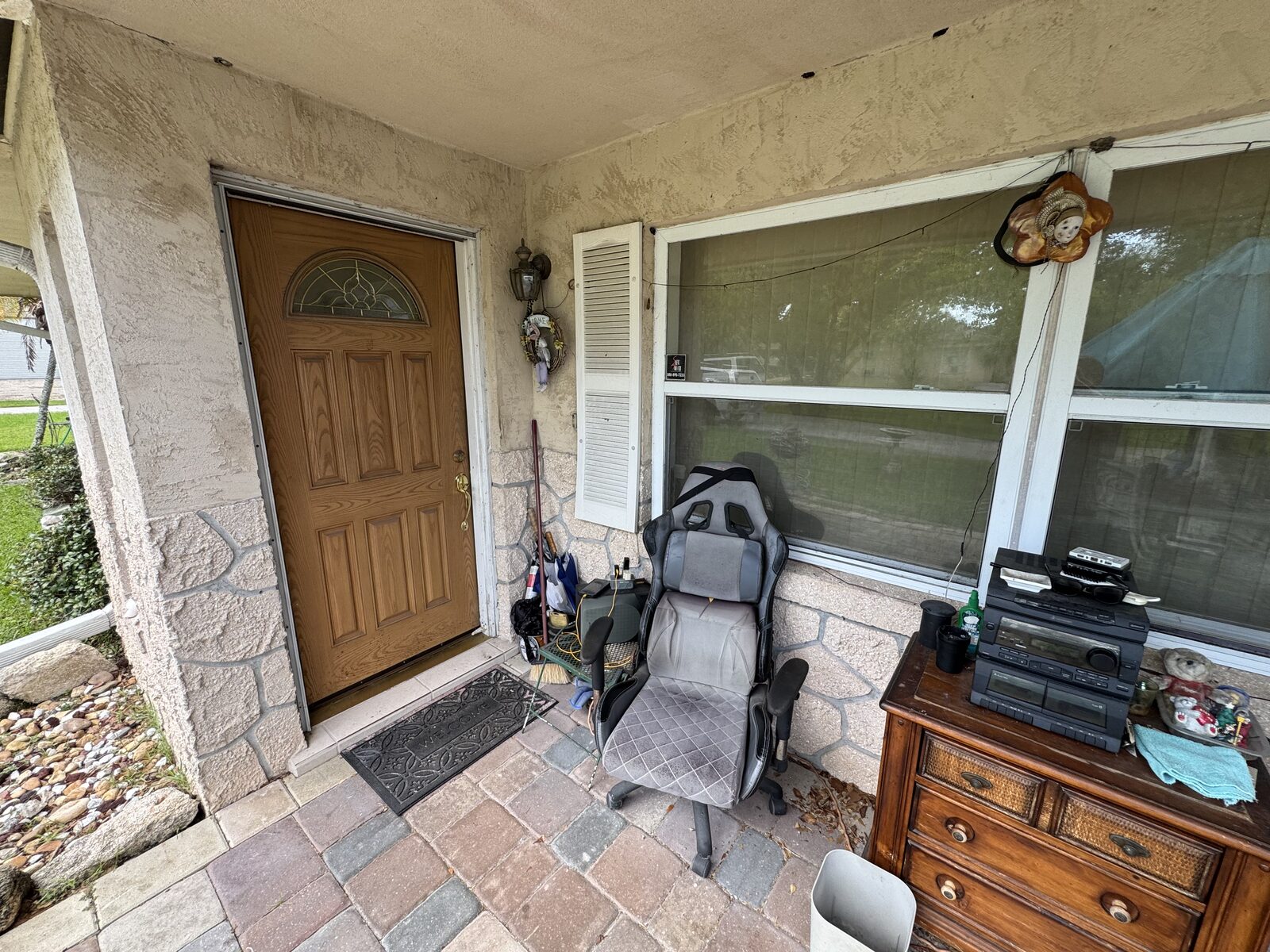321 Monroe Pl — Photo 15